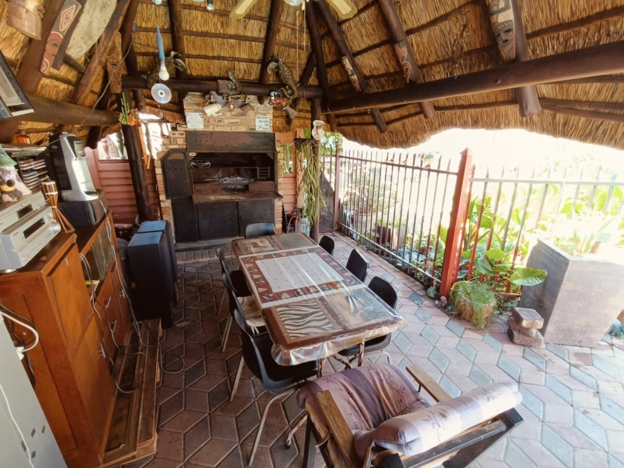 3 Bedroom Property for Sale in Uitsig Free State